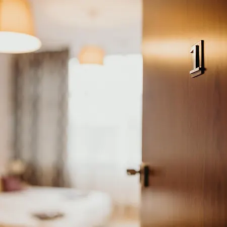 Grey Ii Apartment *